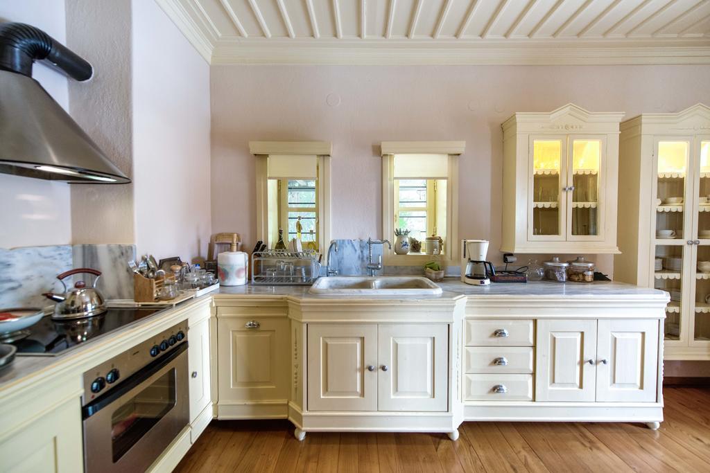 Mulberry House Villa Sithonia Bagian luar foto